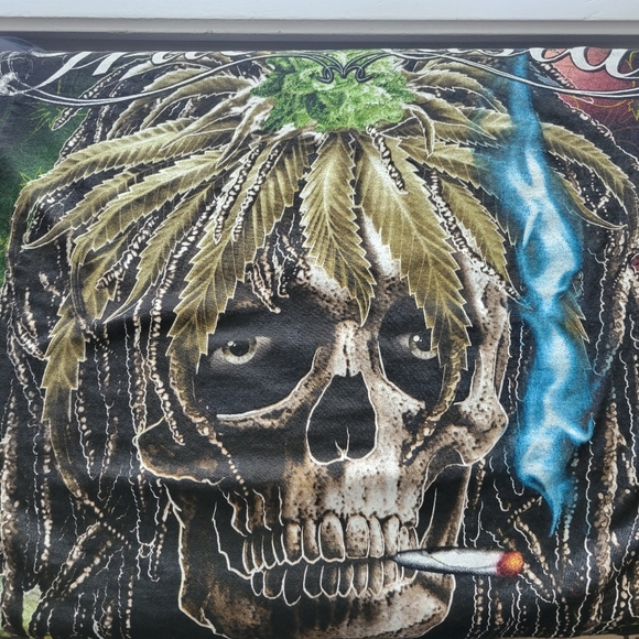 Black Graphic Men's Shirt. C28 - Picture 8 of 11